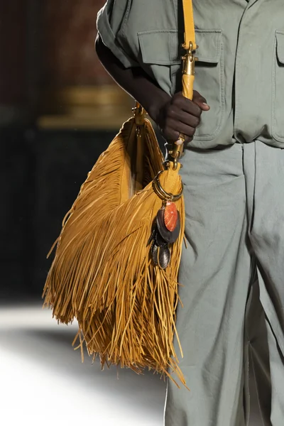 Look 52